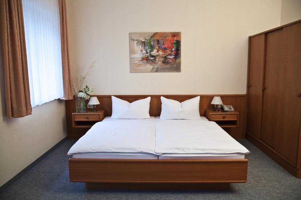 Hotel Saechsisches Haus Berggiesshübel Quarto foto