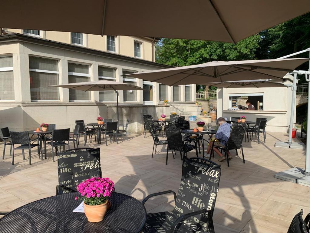 Hotel Saechsisches Haus Berggiesshübel Exterior foto
